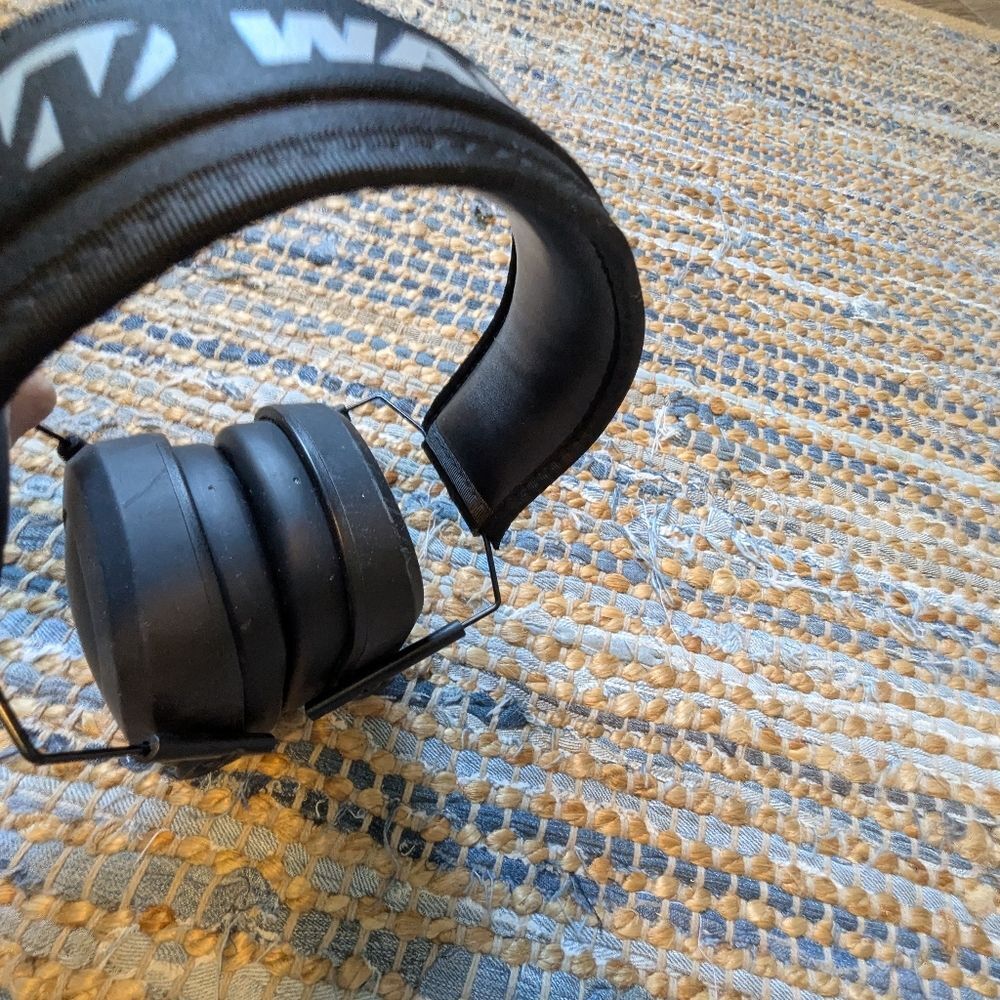 Walker’s Black Noise Reduction Earmuffs Ear Defenders Gunshot Silencer Range Con - Picture 7 of 8